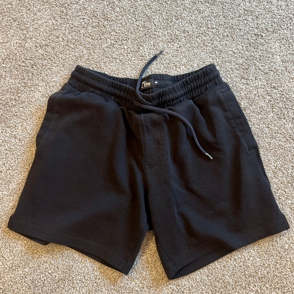 Men's Zyia Fleece Shorts, M, EUC, Black, 6" inseam. - Picture 1 of 5